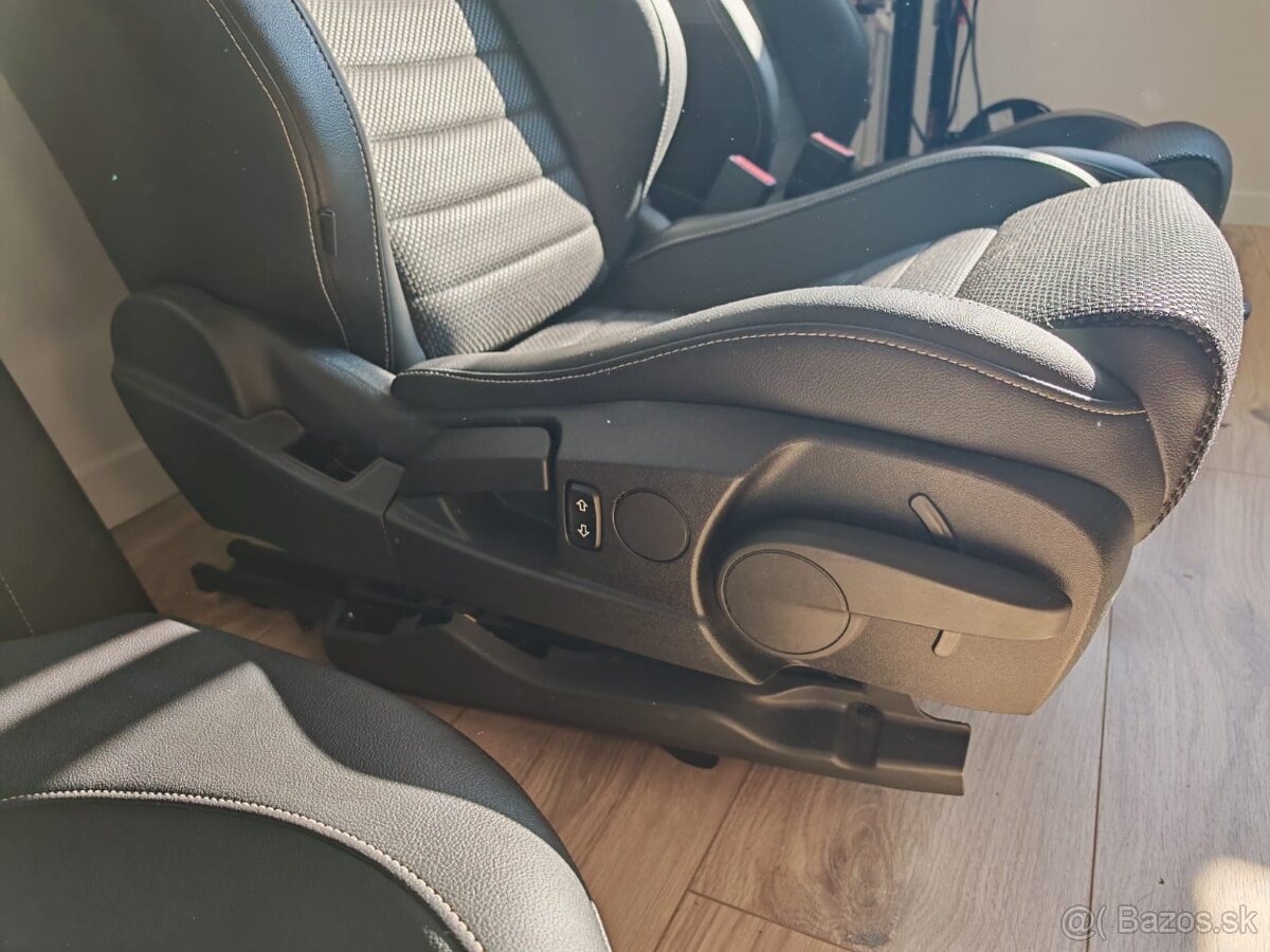 Opel insignia recaro sedačky - 4