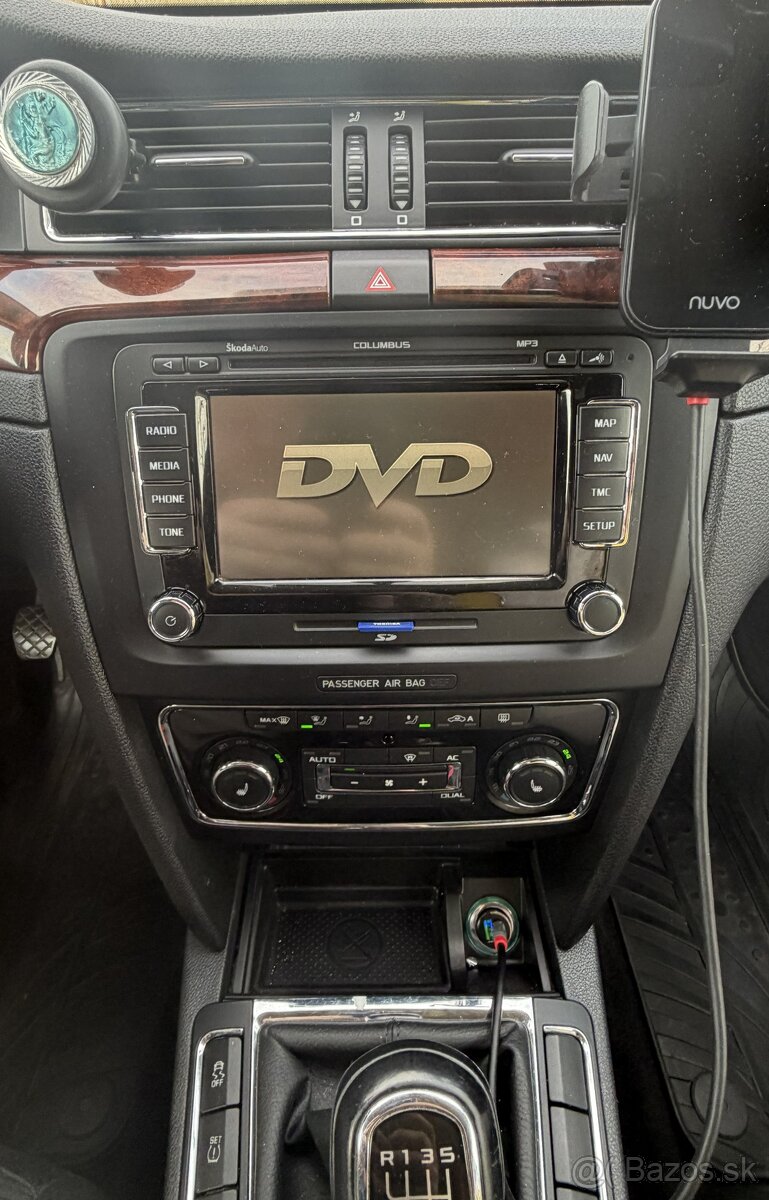 Škoda Superb Combi - 4