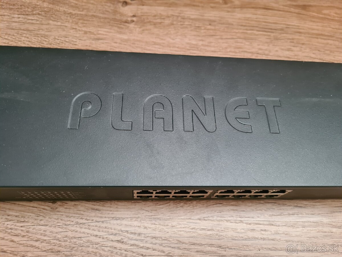 100Mbps Ethernet switch Planet FNSW-1601 - 4