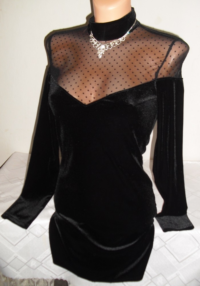 Bershka luxusne zamatove saty - 4