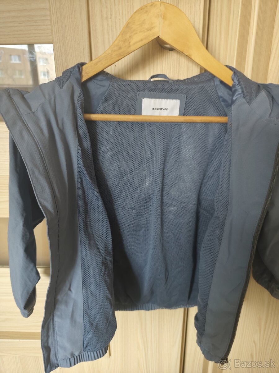 Tenká chlapčenská bunda, veľ 122 - 4