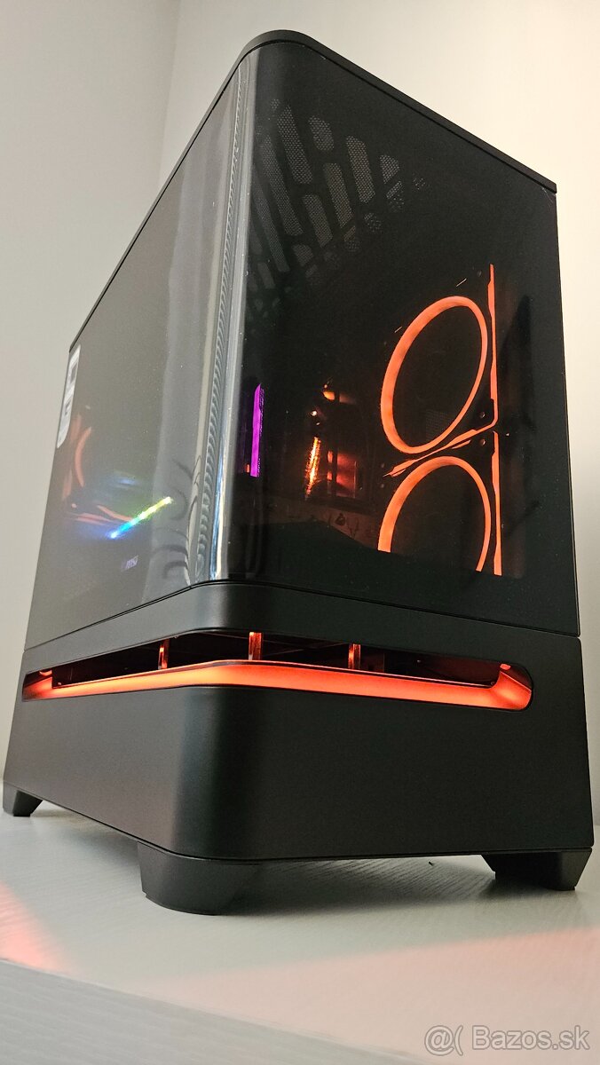 5800X/32GB RAM/6800XT 16GB/1TB M.2 - 4