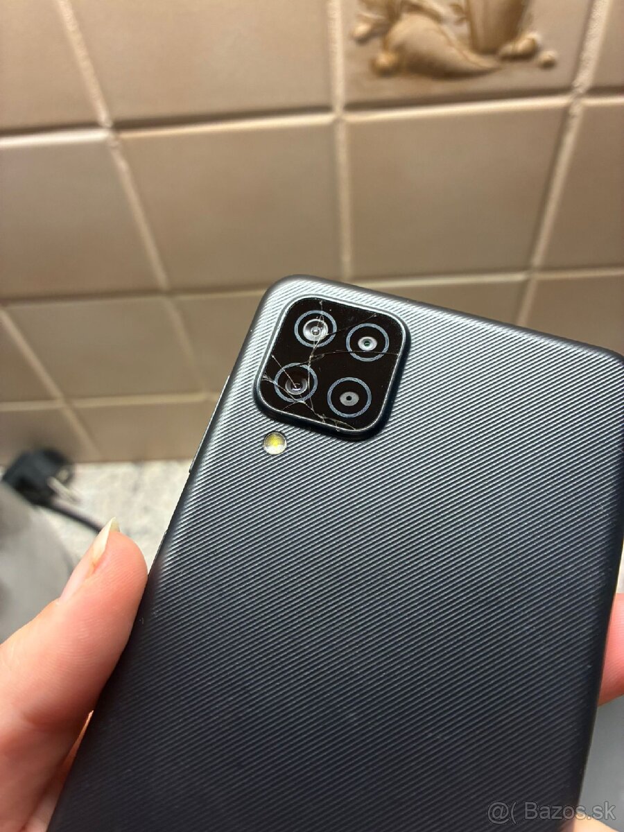 Samsung galaxy A12 - 4