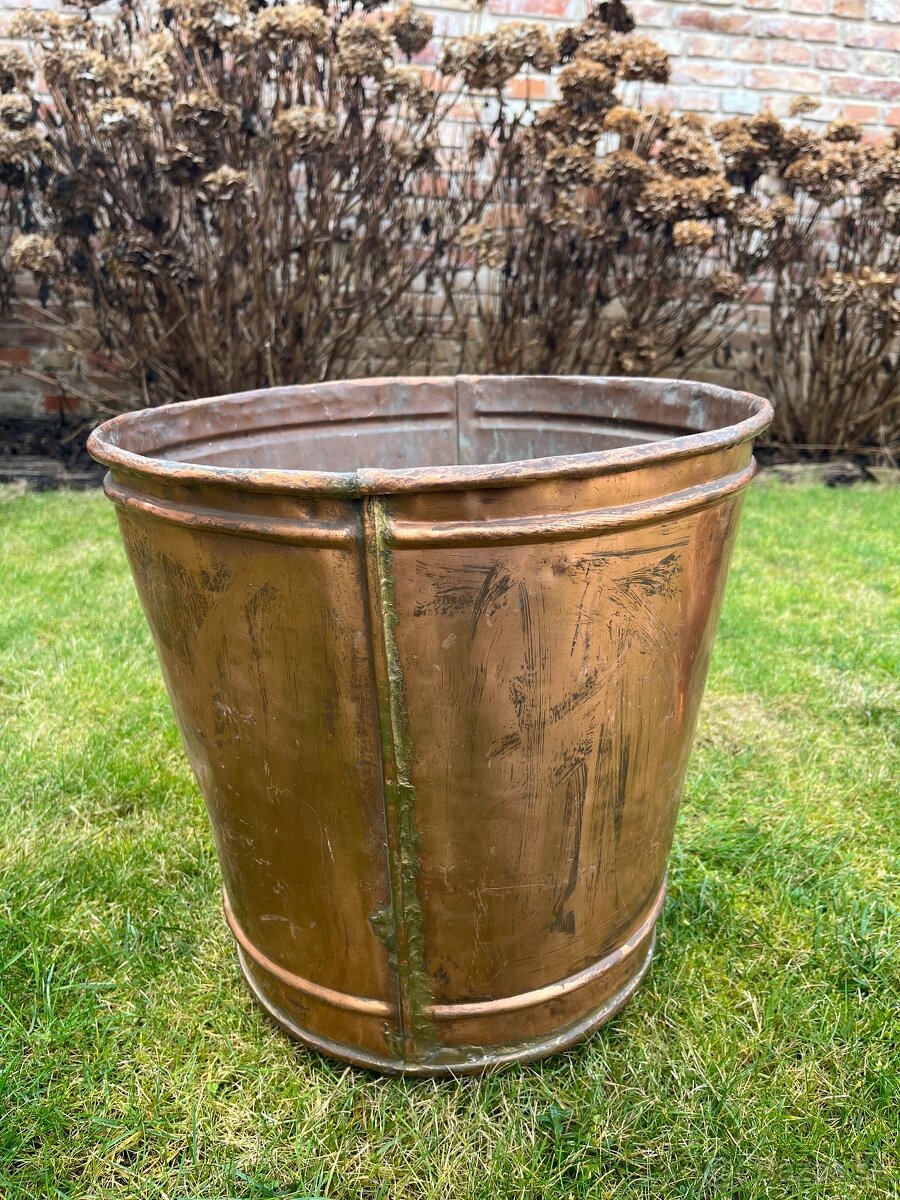 Staré nádoby na kvety - 4