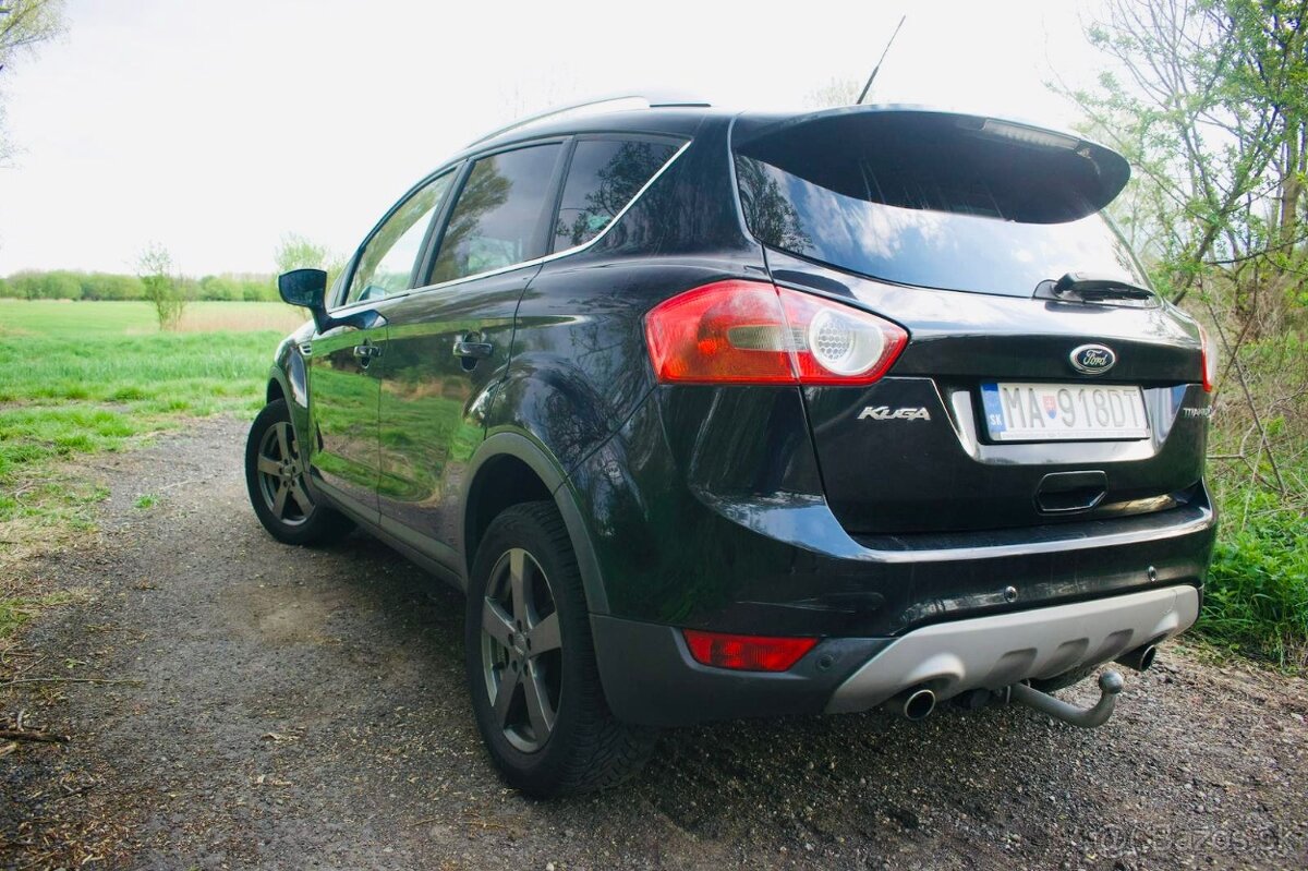 Ford Kuga 2.0 TDCi DPF Titanium 4WD PowerShift - 4