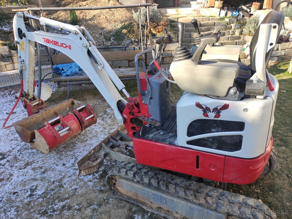 Predám Minibager Takeuchi TB210R - 4