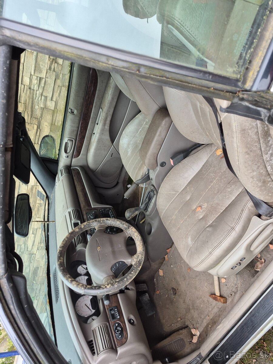 Chrysler Sebring 2.7 V6 rok 2005 automat - 4