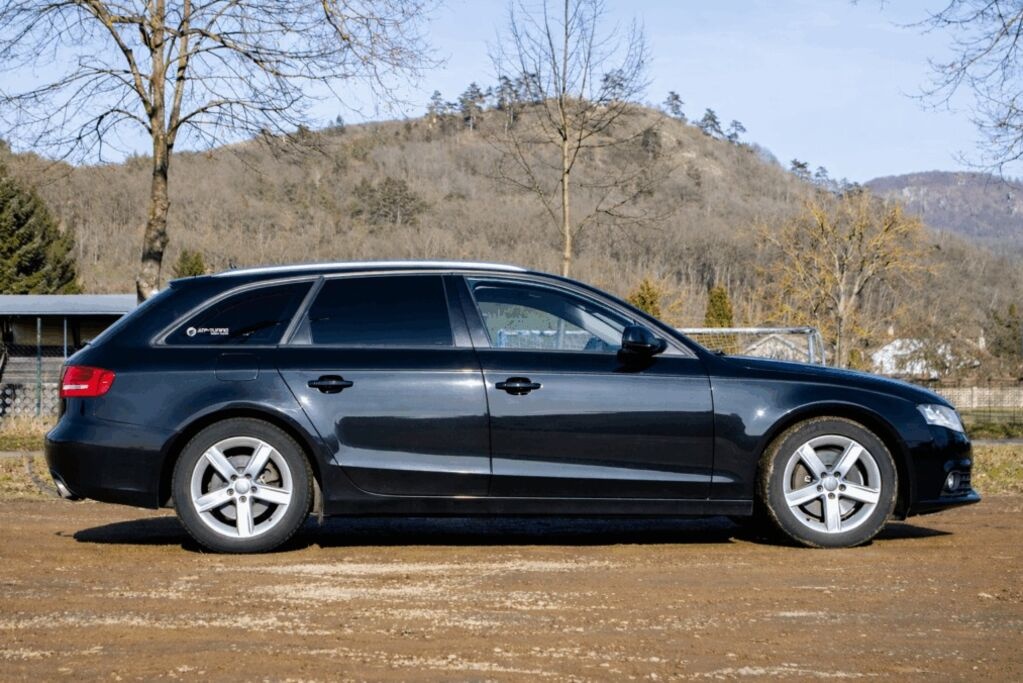 Audi A4 Avant 2011 - 4