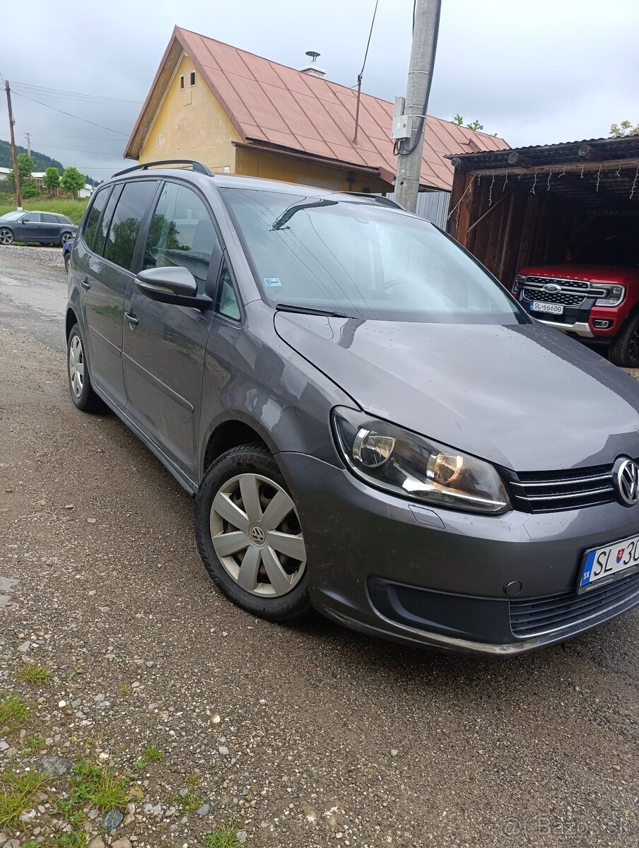 Volkswagen Touran 2.0 - 4