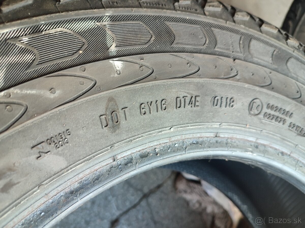 215/65 r15c Continental - 4