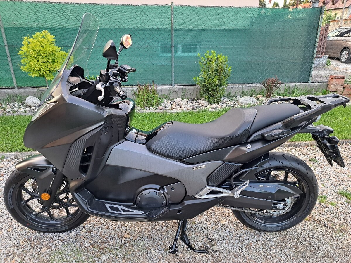 Honda NC 750 D Integra - 4