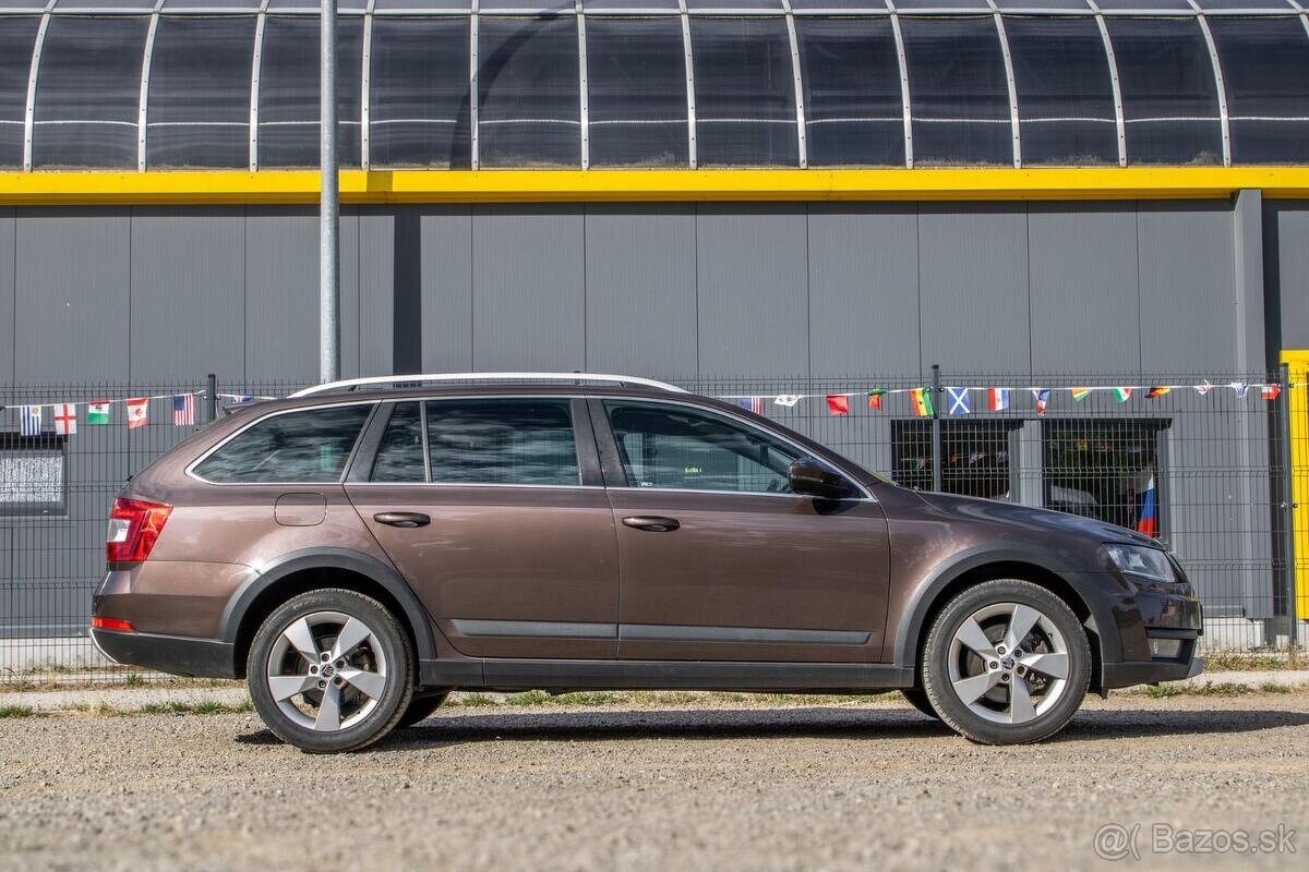 Škoda Octavia Combi Scout AT/6 135kW - 4