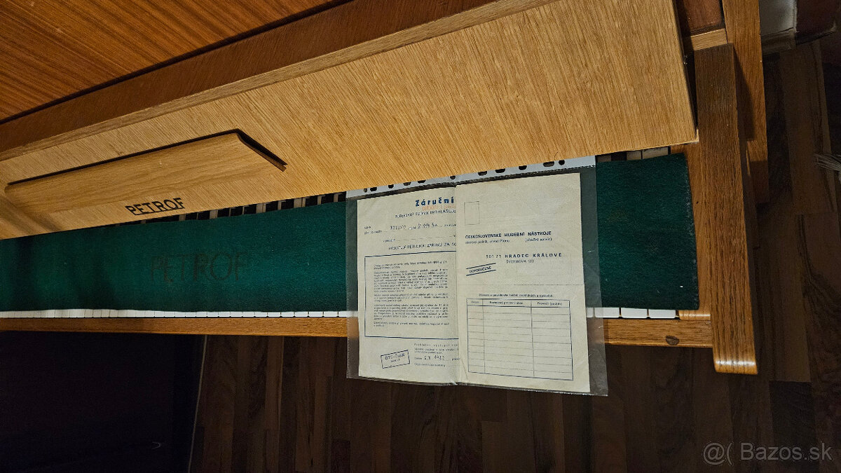 Piano Petrof - 4
