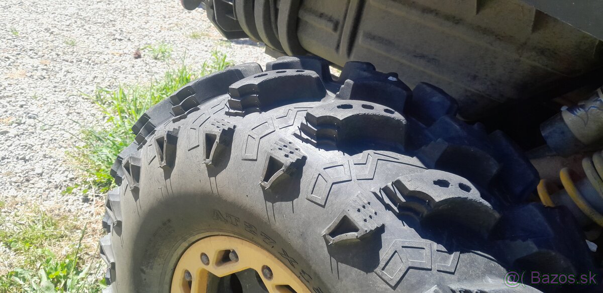 Utv Can-am commander 1000x