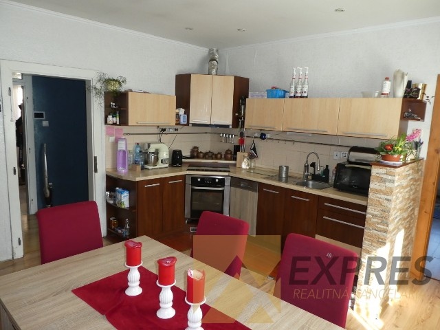 RK EXPRES - rodinný dom v Ráztočne, okres Prievidza. - 4