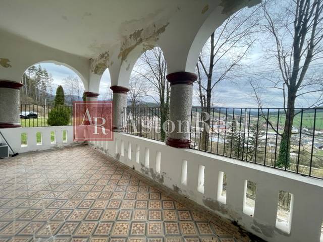 Kúpte si vlastný KAŠTIEĽ - DOMANIŽA - 4