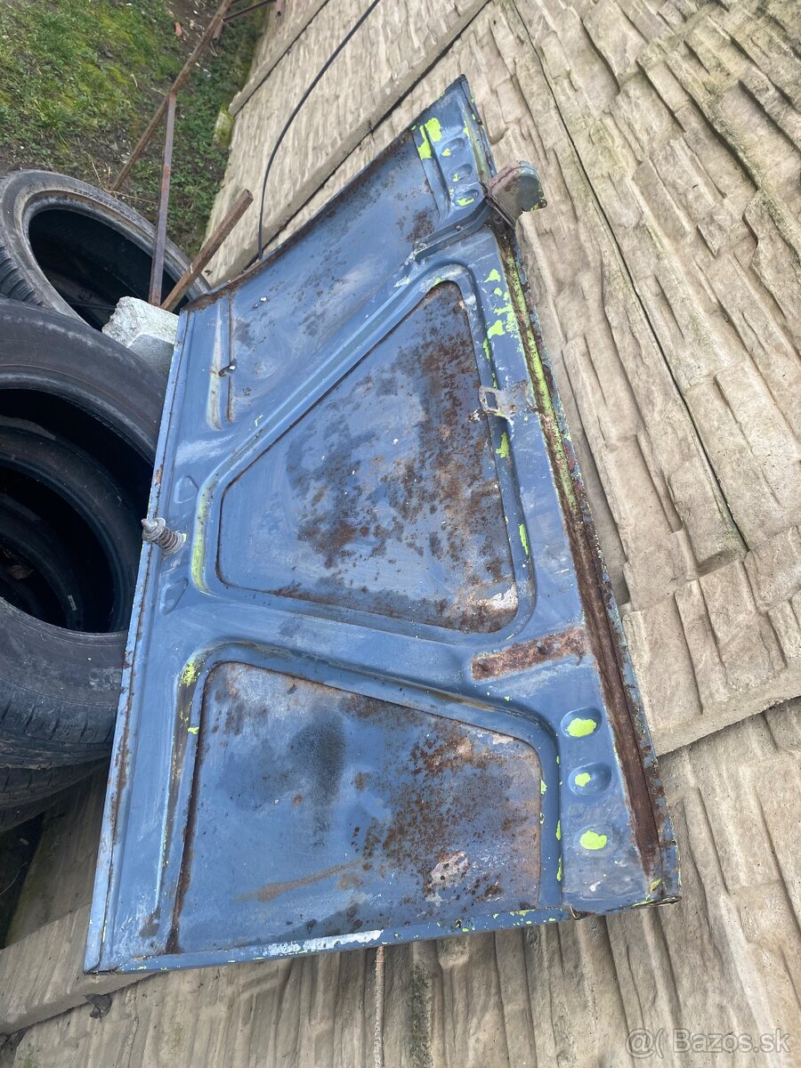 Zadná kapota Škoda 110R - 4