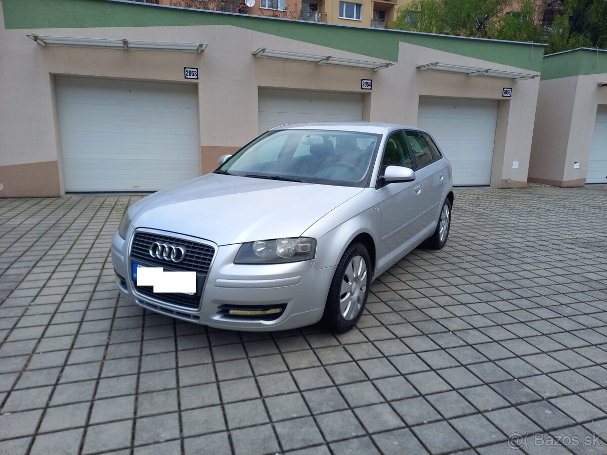 Audi A3 Sportback 1.6 i,75Kw(105Ps) EXCLUSIVE - 4