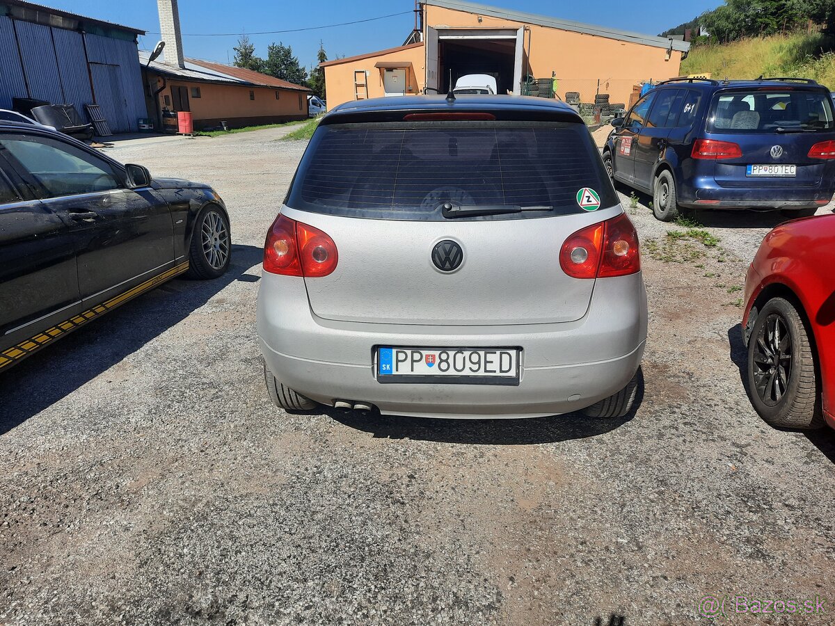 Golf 5 - 4