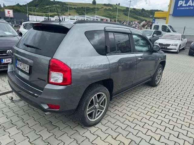Jeep Compass 2.2L I4 CRD Limited 4x4 - 4