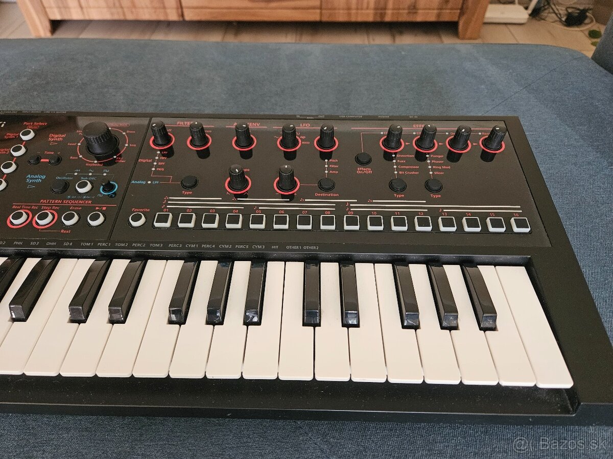 Roland JD-Xi Syntetizátor - 4