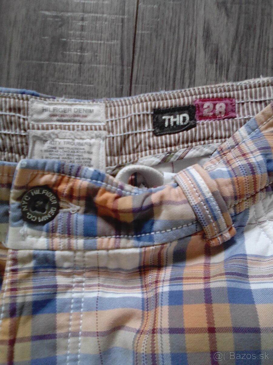 Pánske šortky a dámske capry Hilfiger - 4