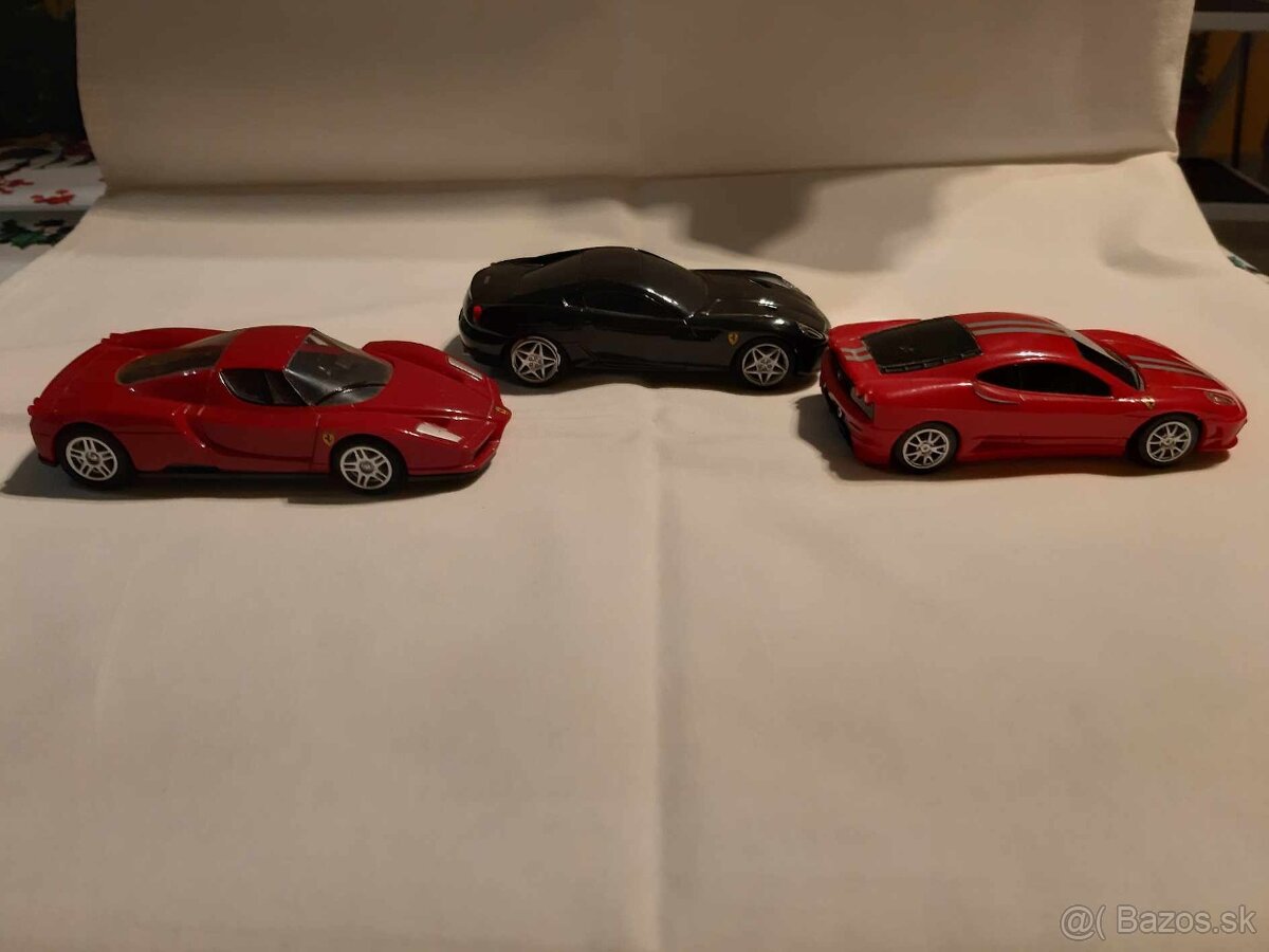 Zberateľské autíčka - 4