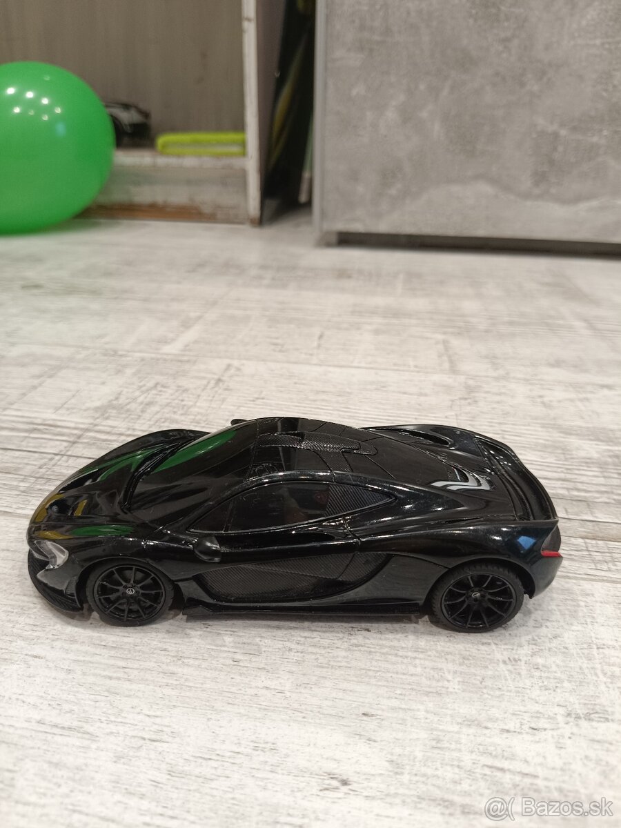 Pretekárske autíčko na výstavu - 4