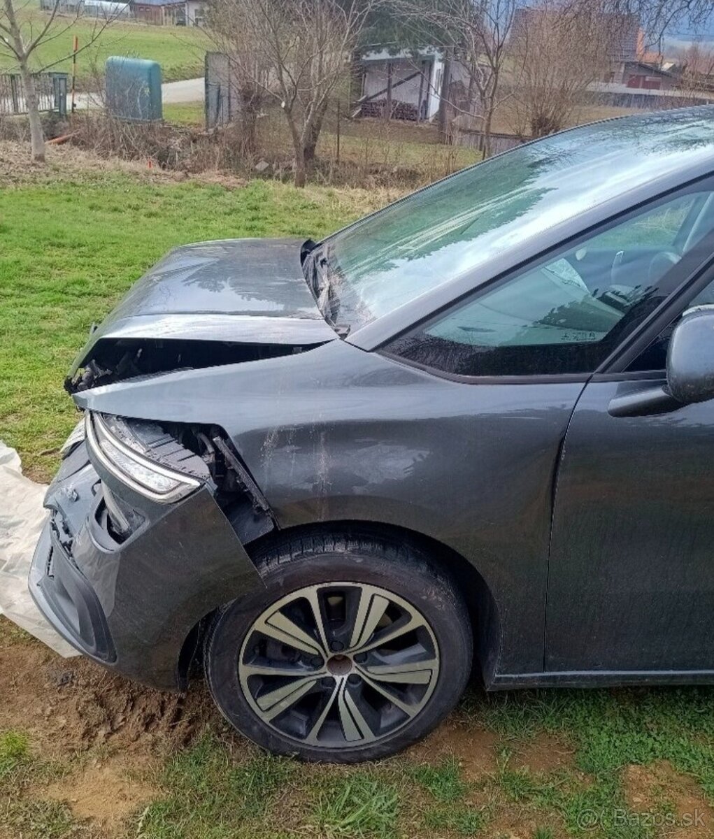 Citroen C4 Grand Picasso 2.0 BlueHDI - 4