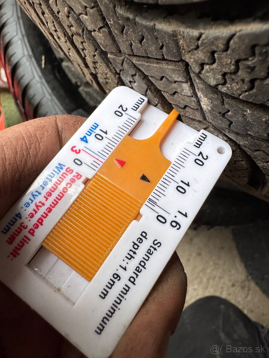 Nexen 185/60 R16 - 4