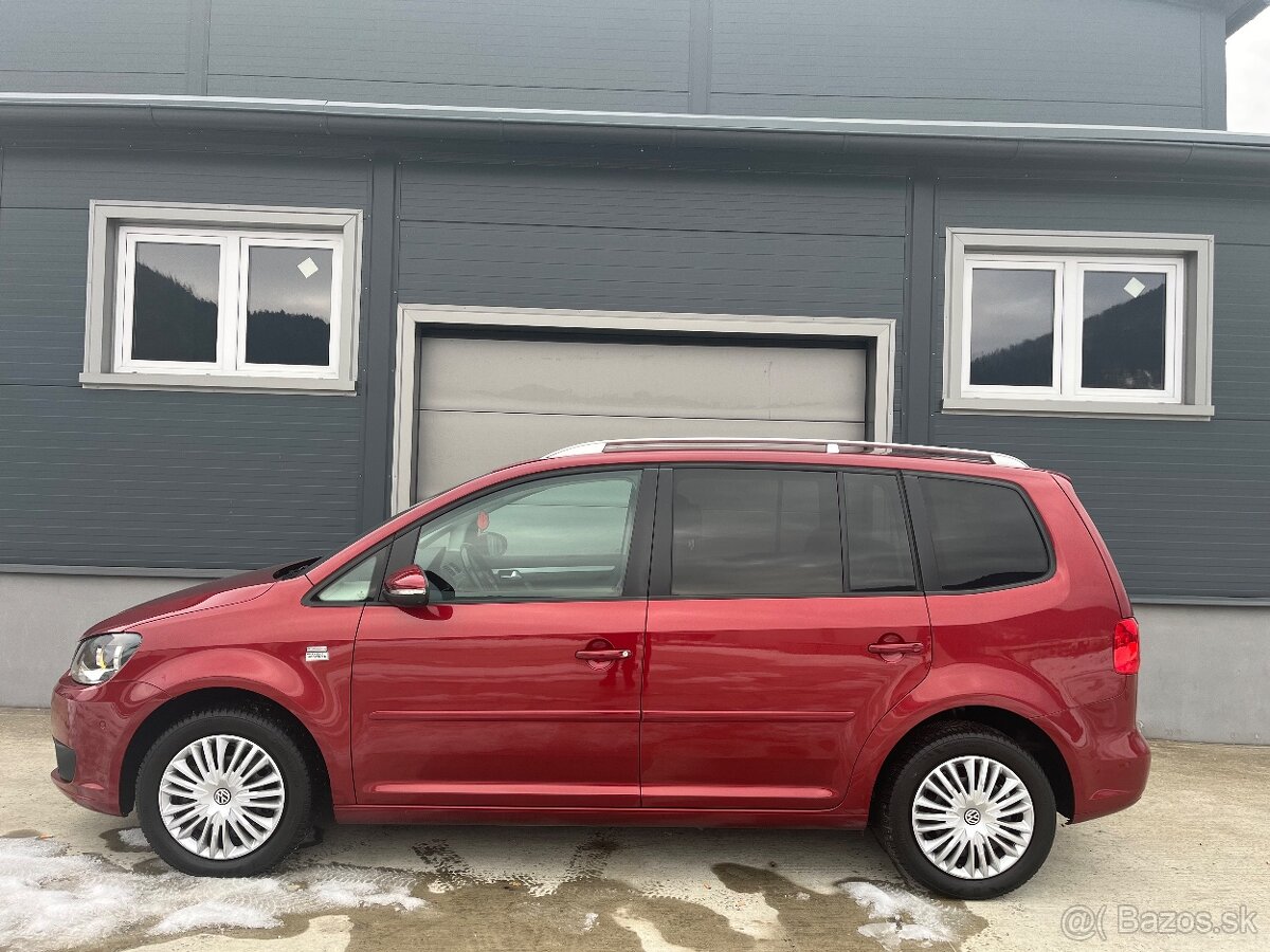 VW Touran 2.0TDI 7miest,Ťažné,Servis VW - 4