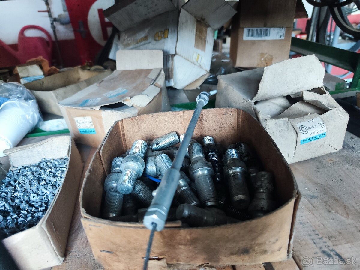 Rôzne Náhradné diely - 4