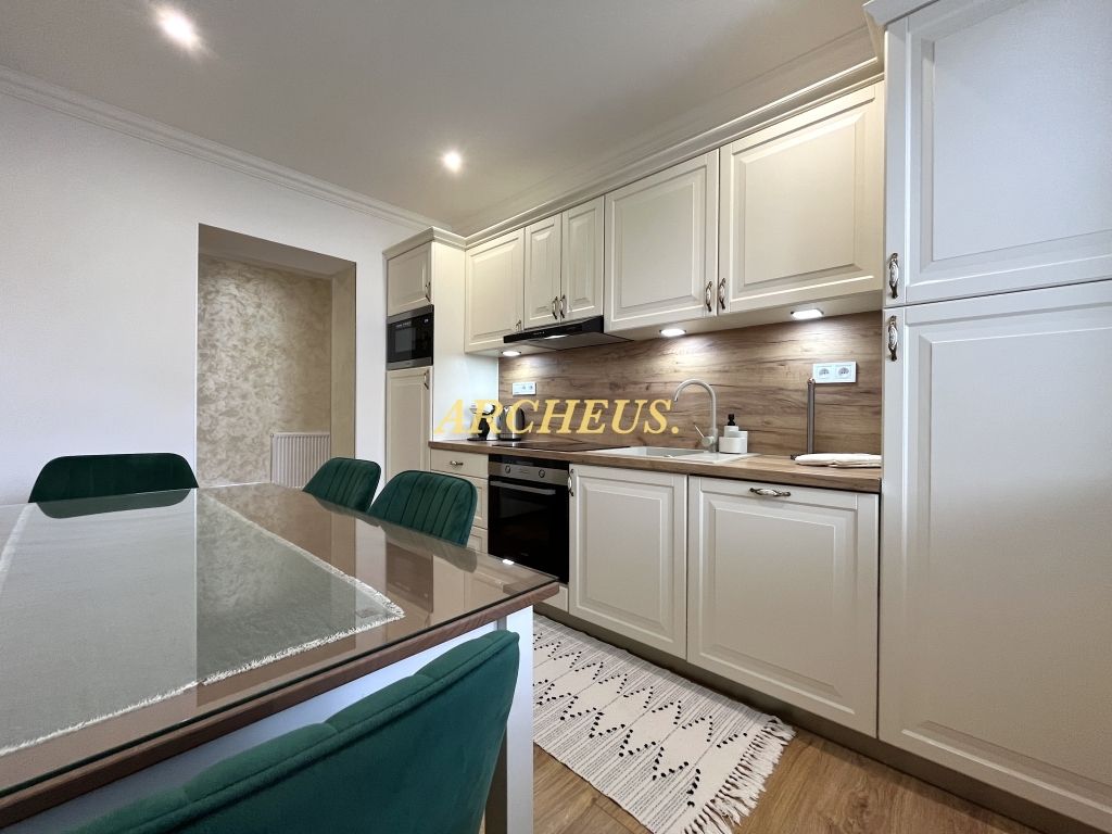 NÁJOM - 3 IZBOVÝ BYT S PARKOVANÍM, HURBANOVA BARDEJOV - 4