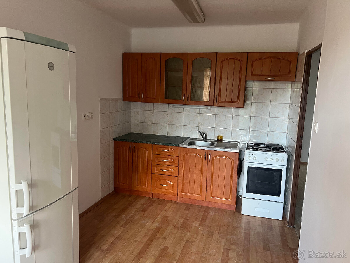 Rezervovaný 3 izb. byt Trenčín, Sihoť II, ul. Považská - 4