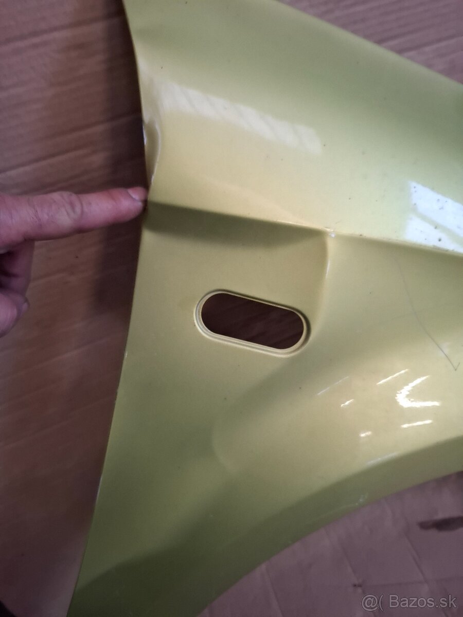 Seat Leon 2 pravý predný blatnik - 4