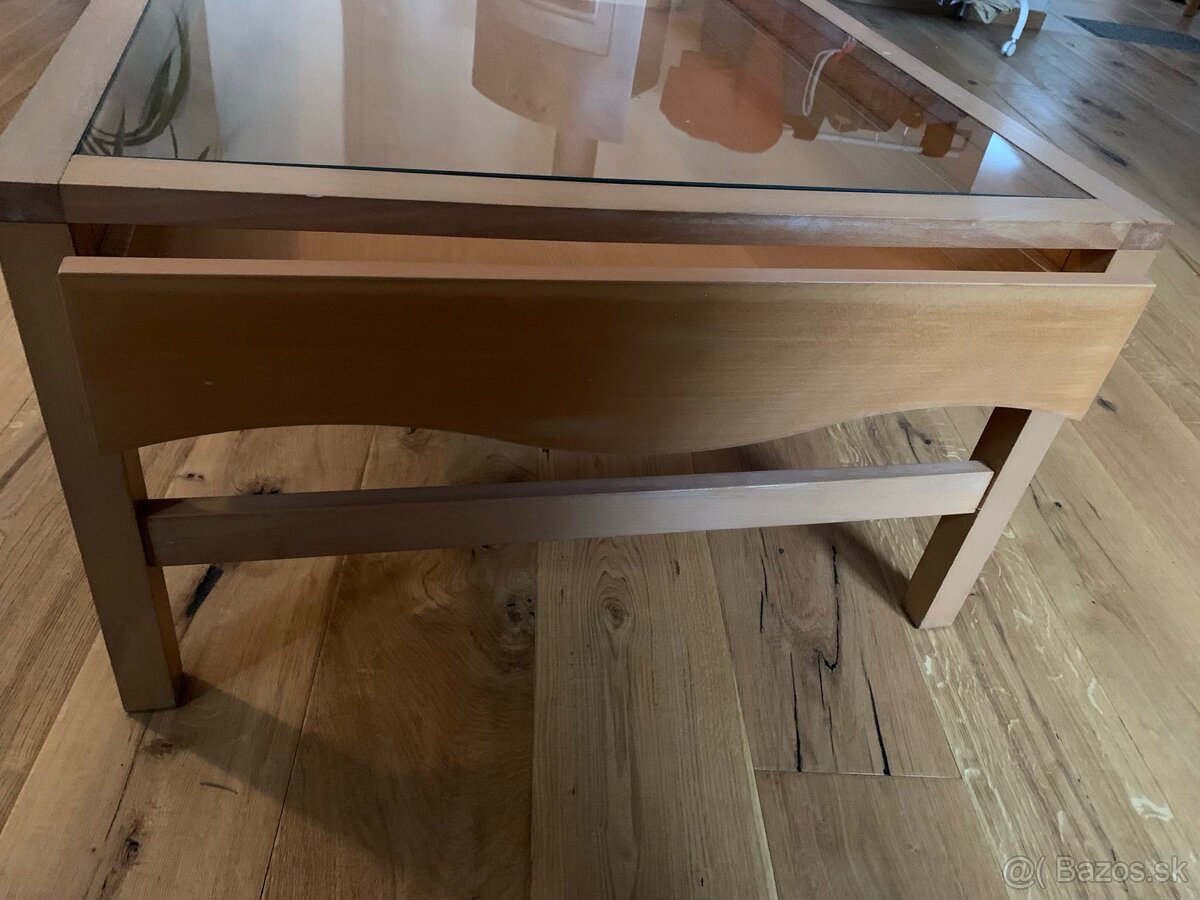 Konferencny stolik - 4