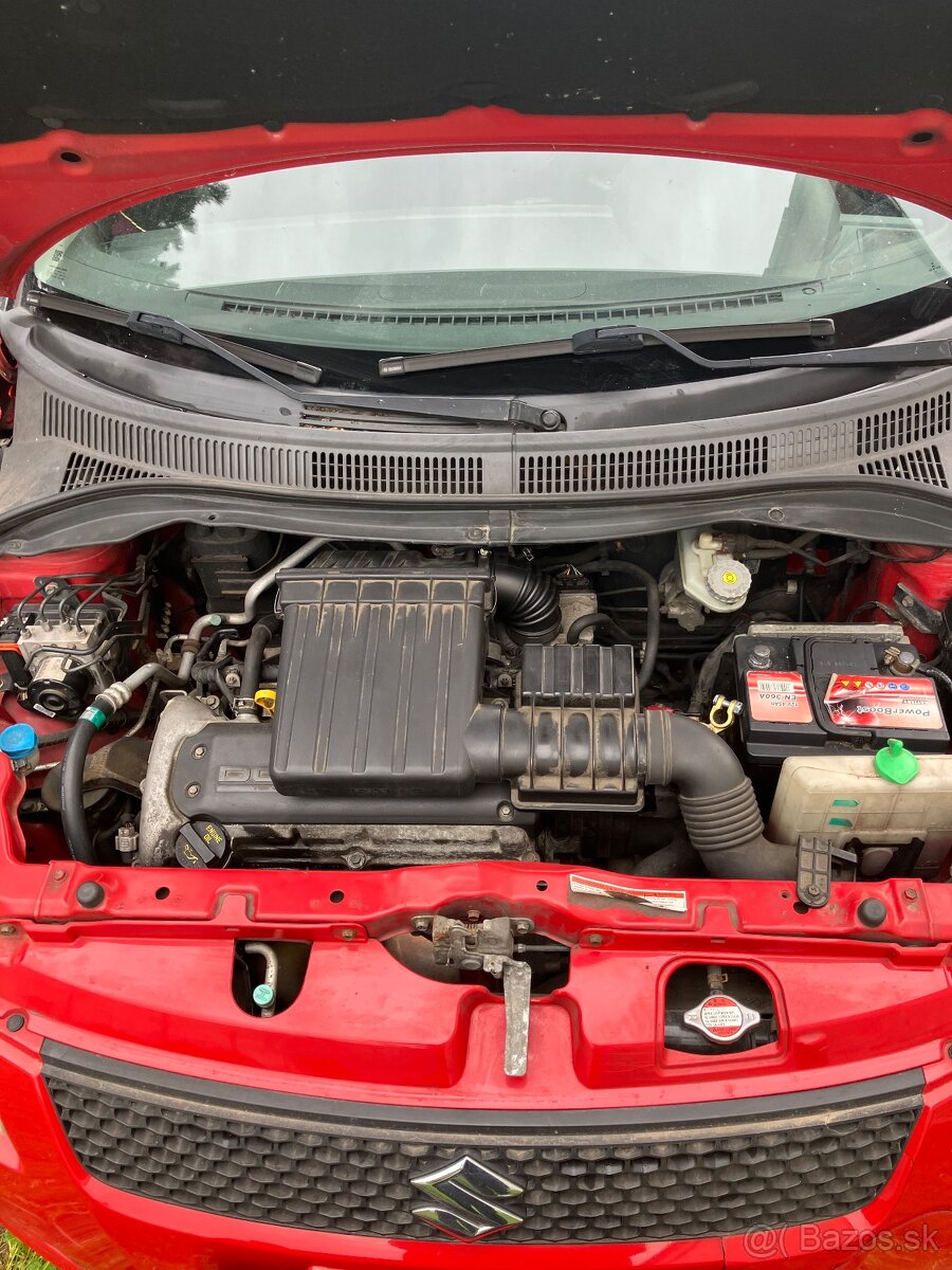 Predám Suzuki Swift - 4