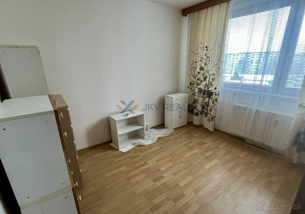 Dlhodobý prenájom 3-izbového bytu - 4