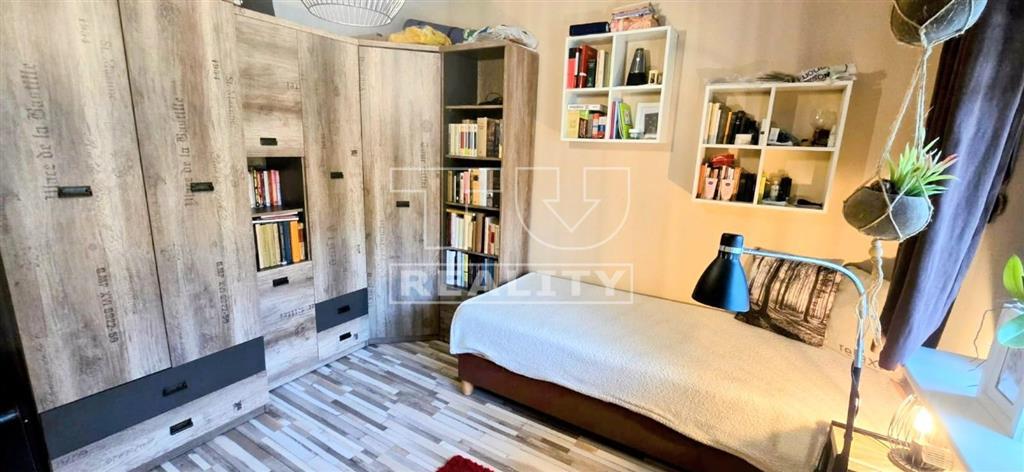 Exkluzívne na predaj 3 - izbový, kompletne... - 4