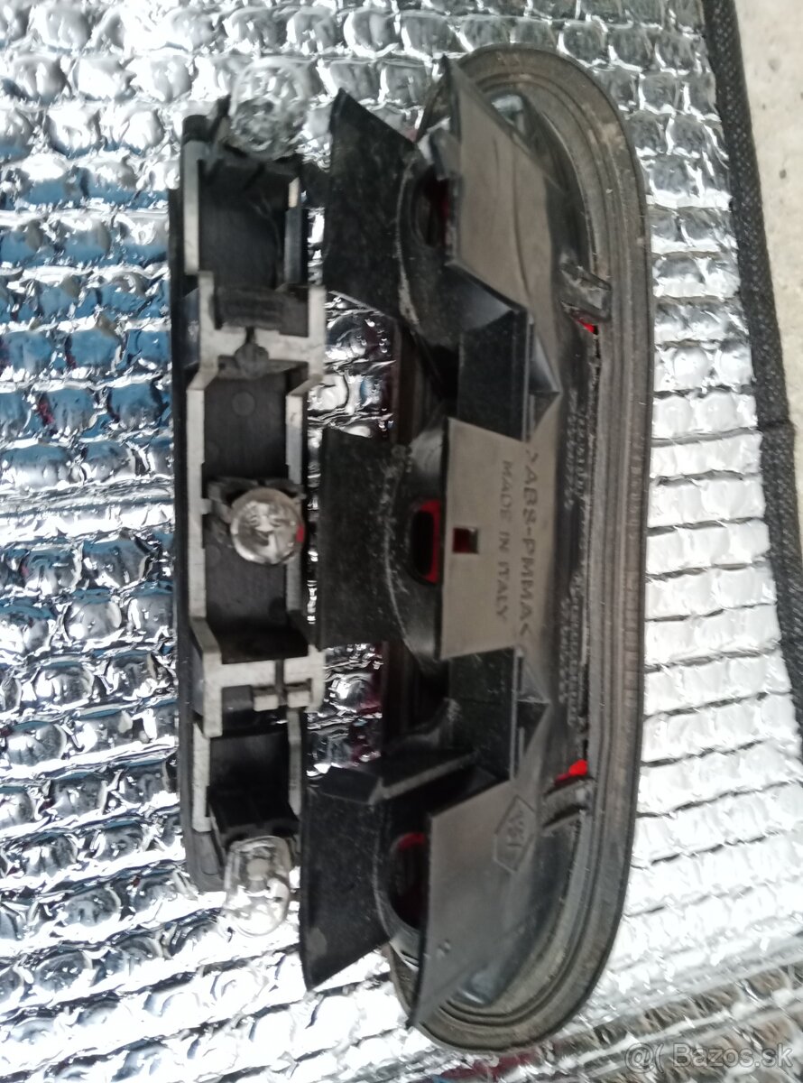 Brzdové svetlo Renault Clio 1 - 4