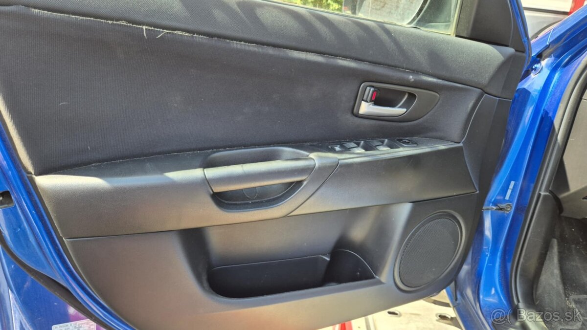 Mazda 3 1,6i 77kw kód motora: Z6 - 4