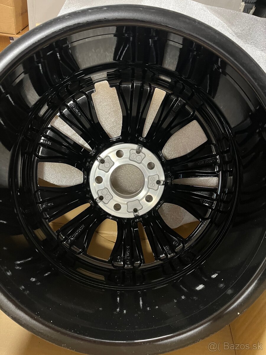 Predám 1x nový disk Mercedes E 213 - 4