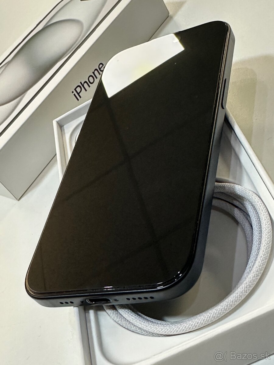 Apple iPhone 15 128GB Black - 4