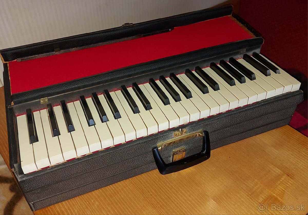 Predám nemý klavír - 4