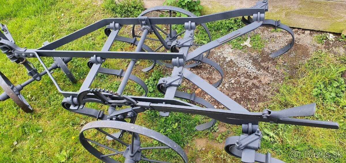 100 rocny kultivator - 4