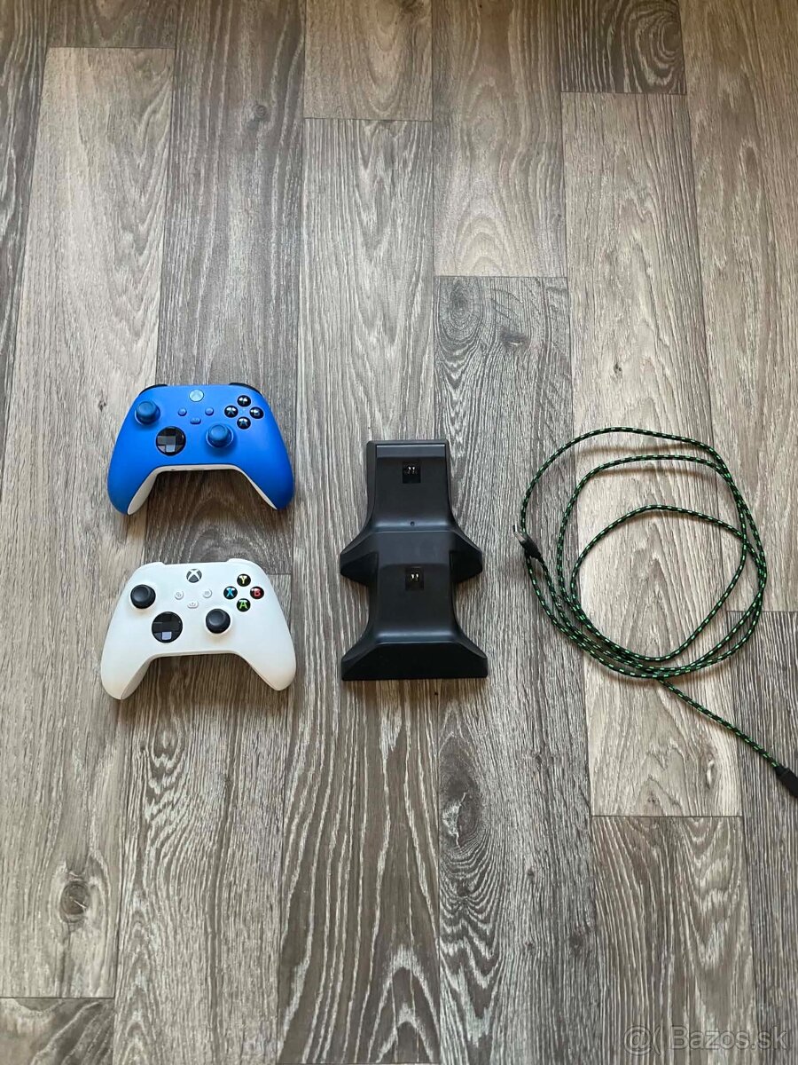Predám Xbox One S500GB - 4