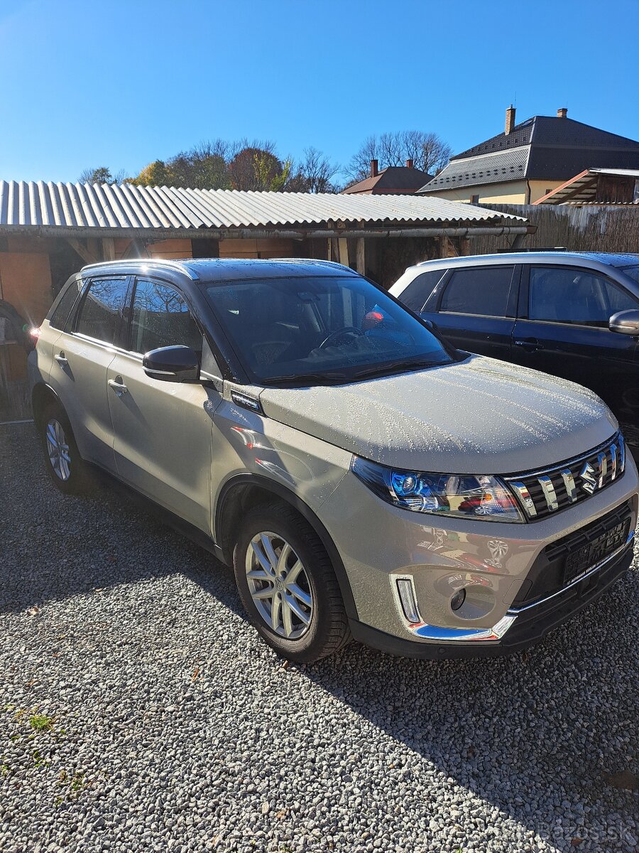 Suzuki Vitara 4x4 , Elegance + , 103kw AUTOMAT 50 tis. km - 4