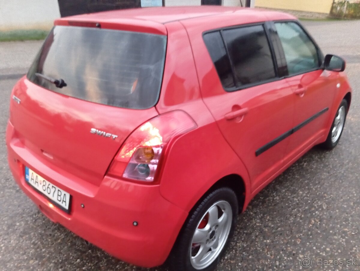 Predám Suzuki Swift - 4