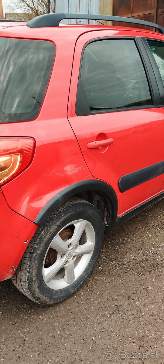 Suzuki SX4 - 4