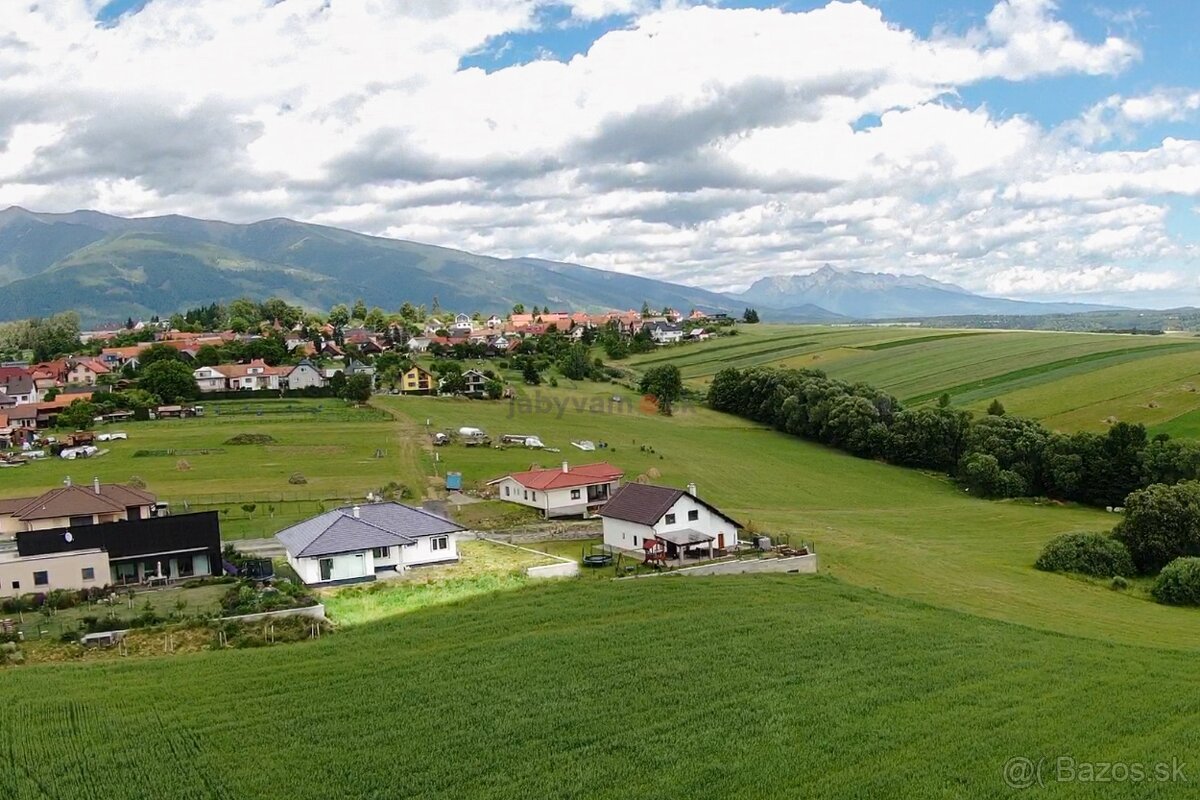 Rozostavaný rodinný dom s rozprávkovým výhľadom na Liptov - 4